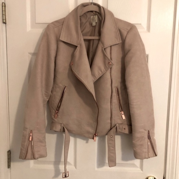 LC Lauren Conrad Jackets & Blazers - LC Lauren Conrad dusty pink suede Moto jacket